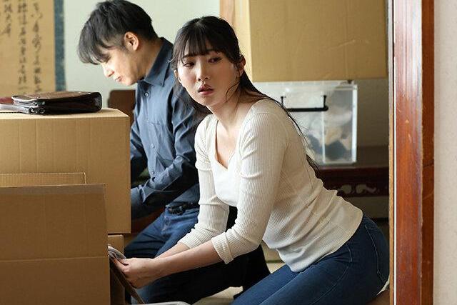 欲求不満妻の禁断プレイ…義父の赤ちゃんプレイで快楽に溺れる背徳快楽！