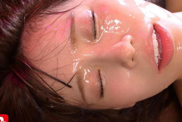 人生初大乱交の禁断絶頂…男優集団の激ピストンで潮吹きぶっかけアクメ♡